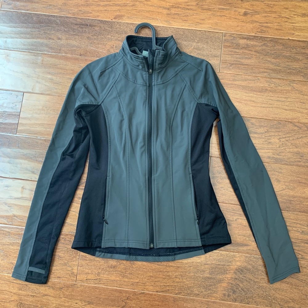 Athleta reflective Moto Running Jacket size XS